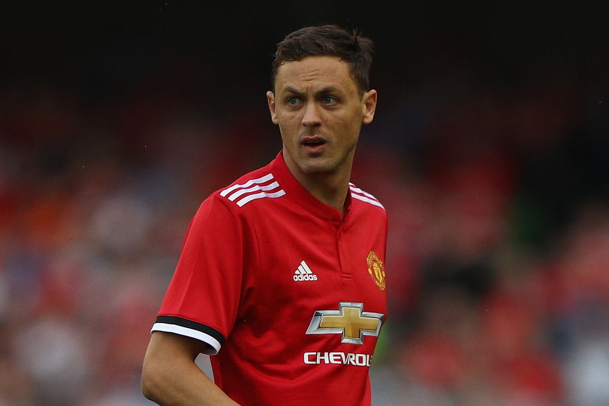 他的存在使 他的存在使